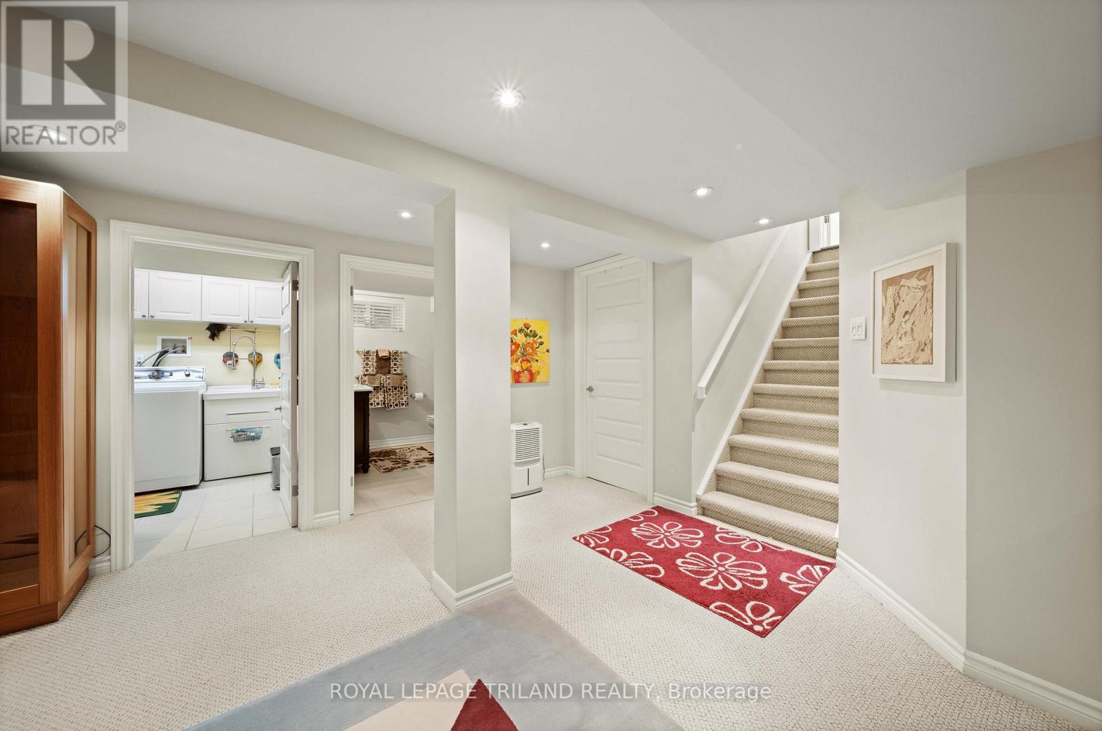 31 Chalmers Street Property Photo 26