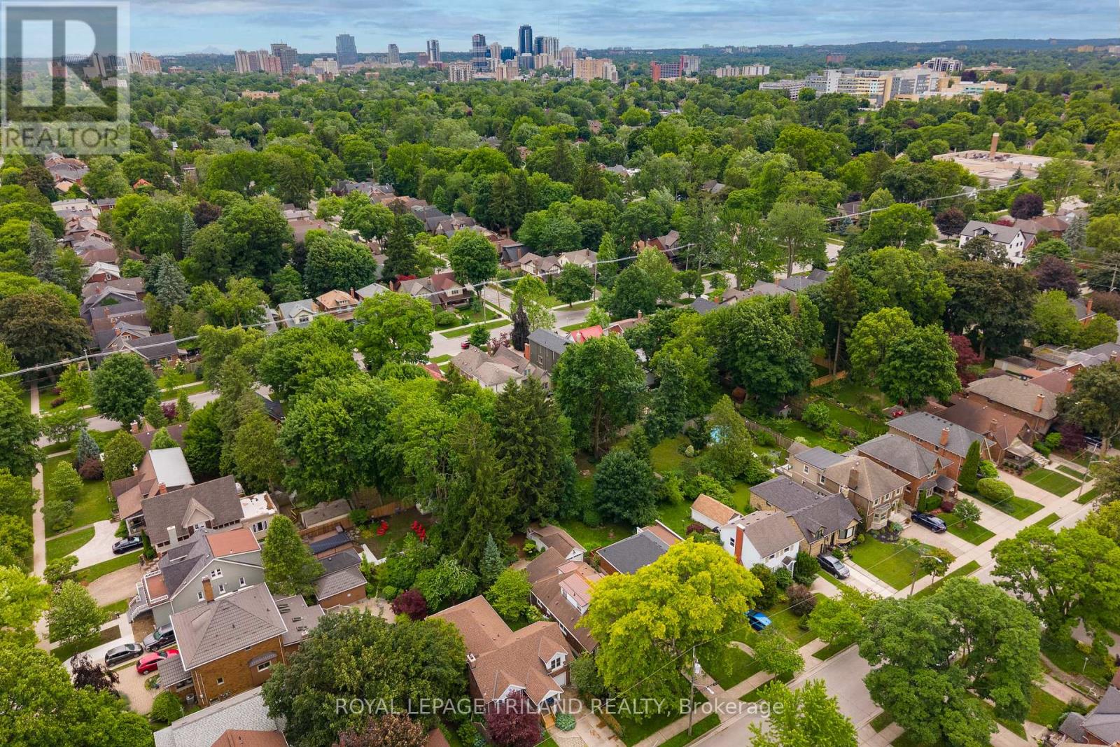 31 Chalmers Street Property Photo 42