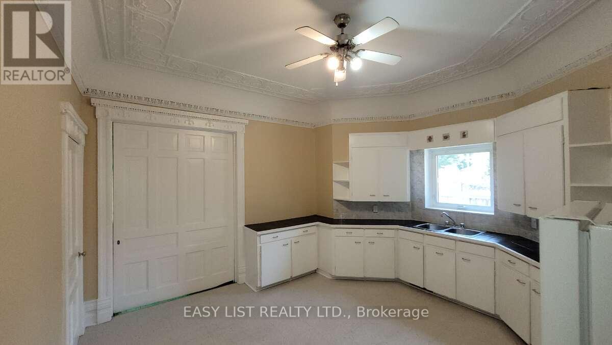 626 Lorne Avenue Property Photo 5
