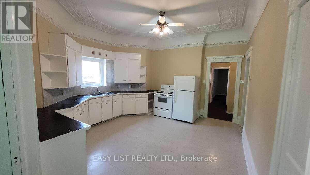 626 Lorne Avenue Property Photo 6