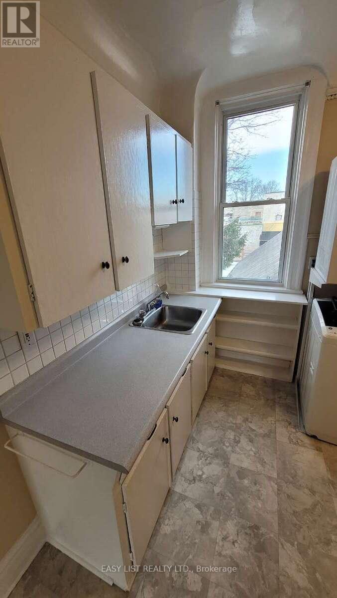 626 Lorne Avenue Property Photo 28