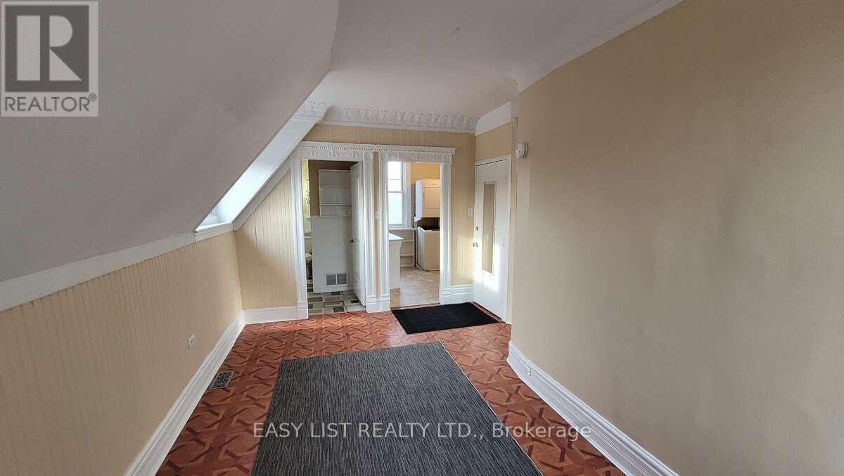 626 Lorne Avenue Property Photo 29