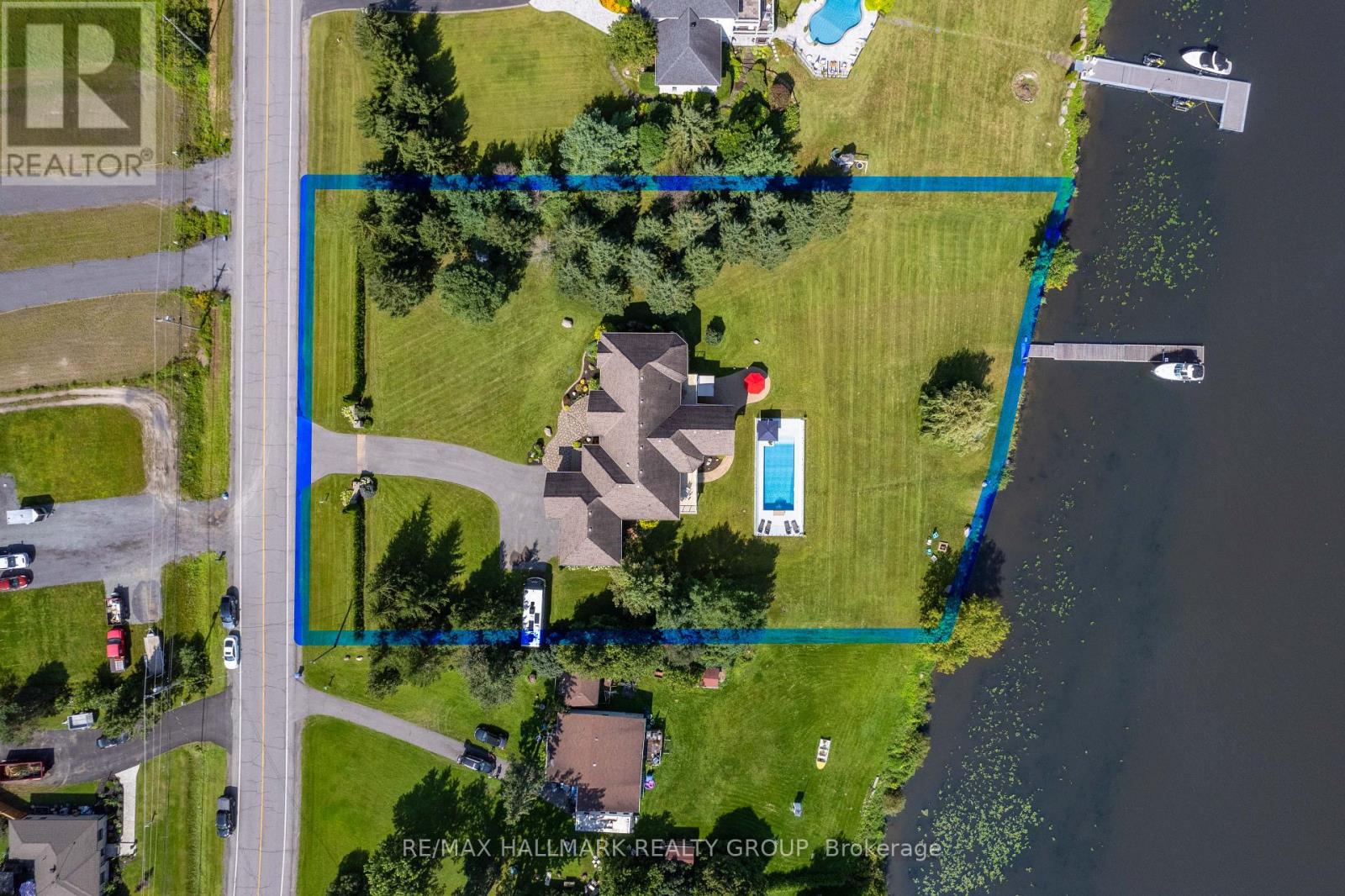 3665 Front Road Property Photo 5
