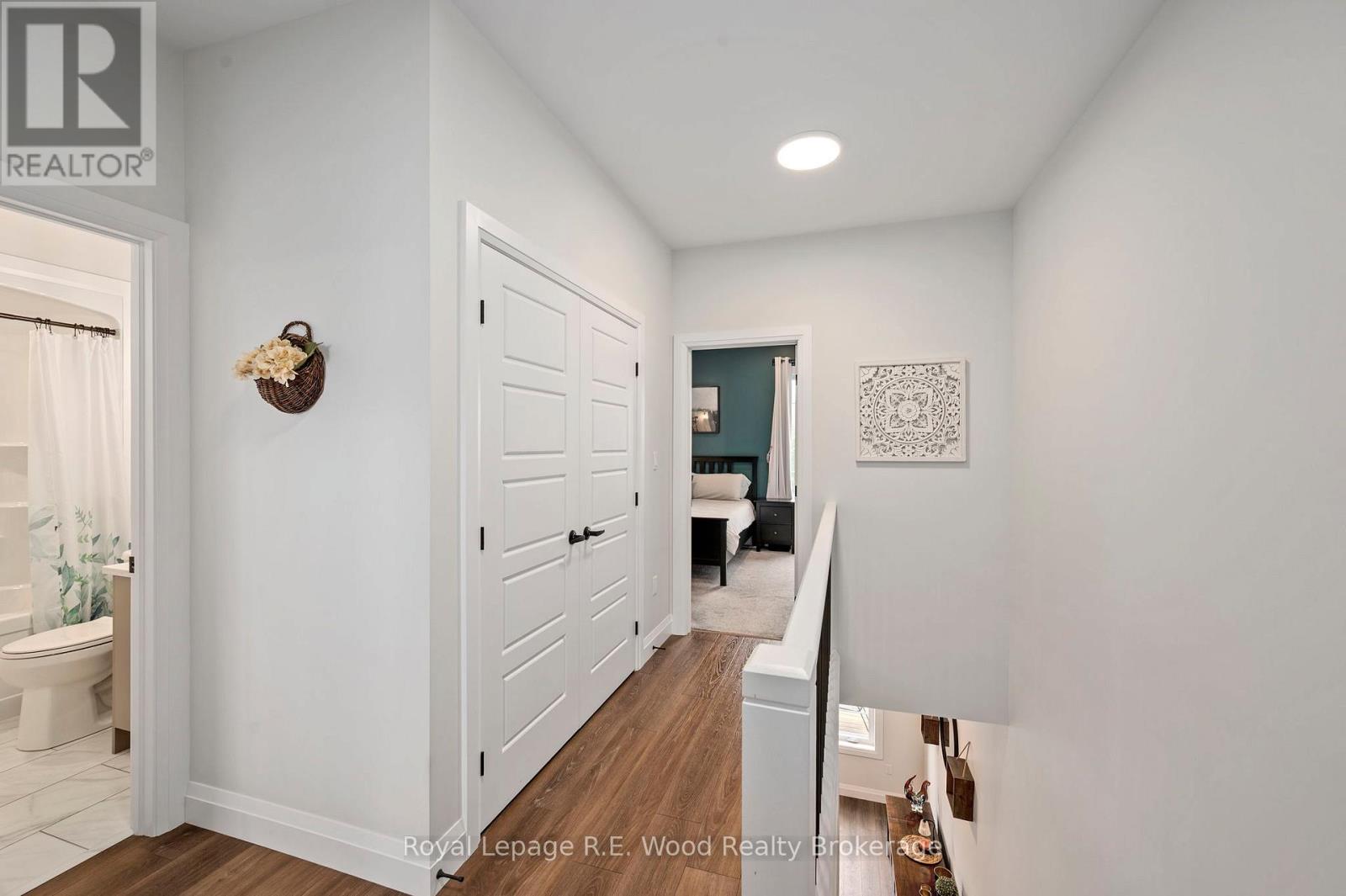 302 - 360 Quarter Town Line Property Photo 18