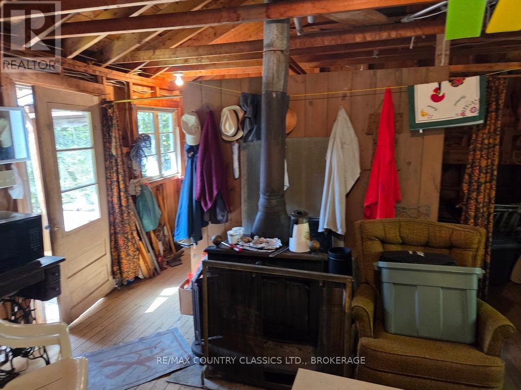 860 Mazinaw Lake Property Photo 10