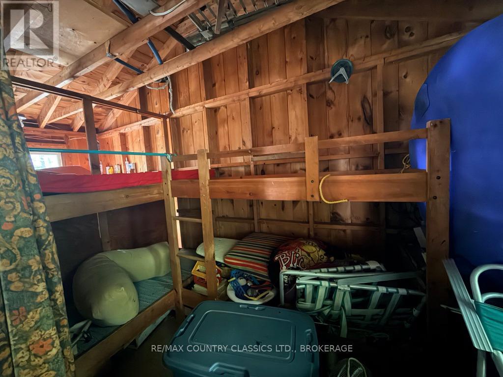 860 Mazinaw Lake Property Photo 12