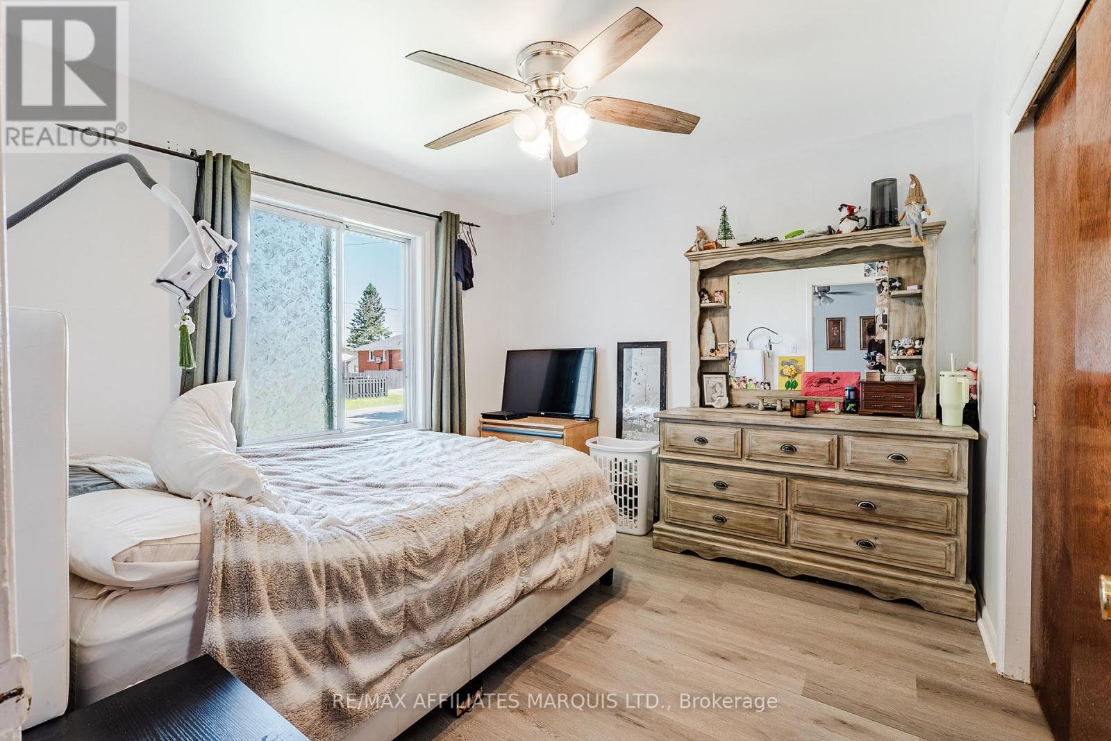 122 New Street Property Photo 25