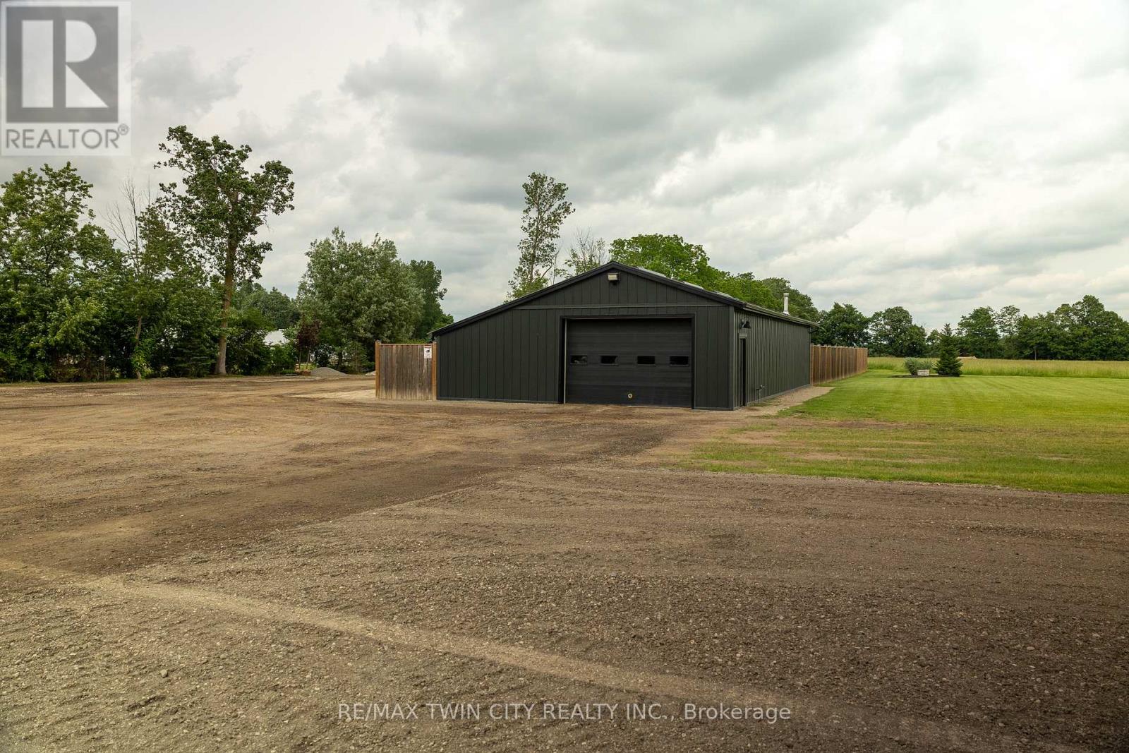 88 Etonia Road Property Photo 17