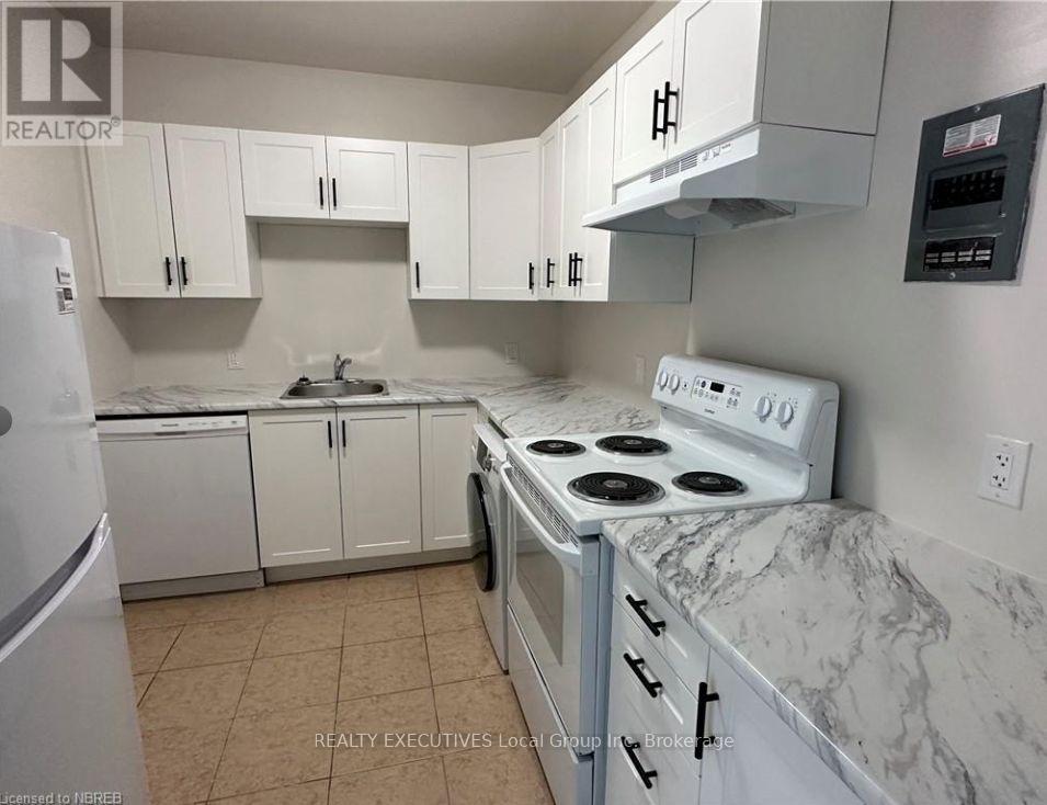 245 Mattawa Street Property Photo 7