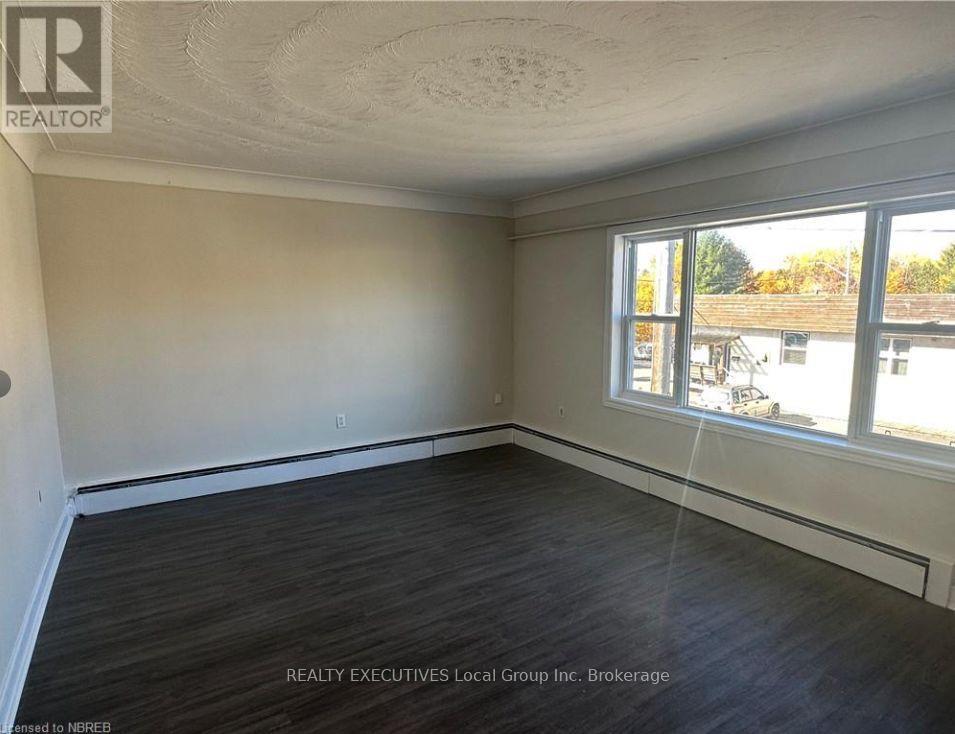 245 Mattawa Street Property Photo 8