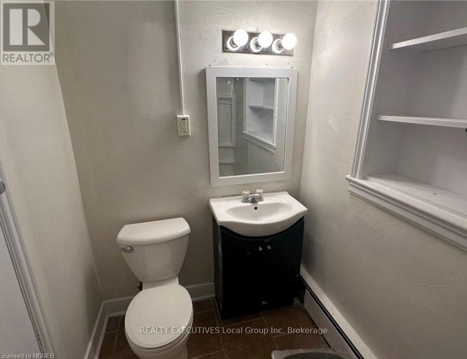 245 Mattawa Street Property Photo 12