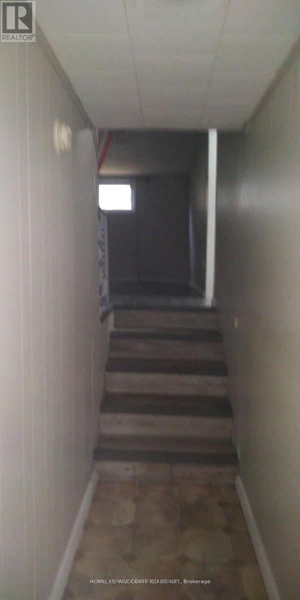 2 Rideau Crescent Property Photo 13