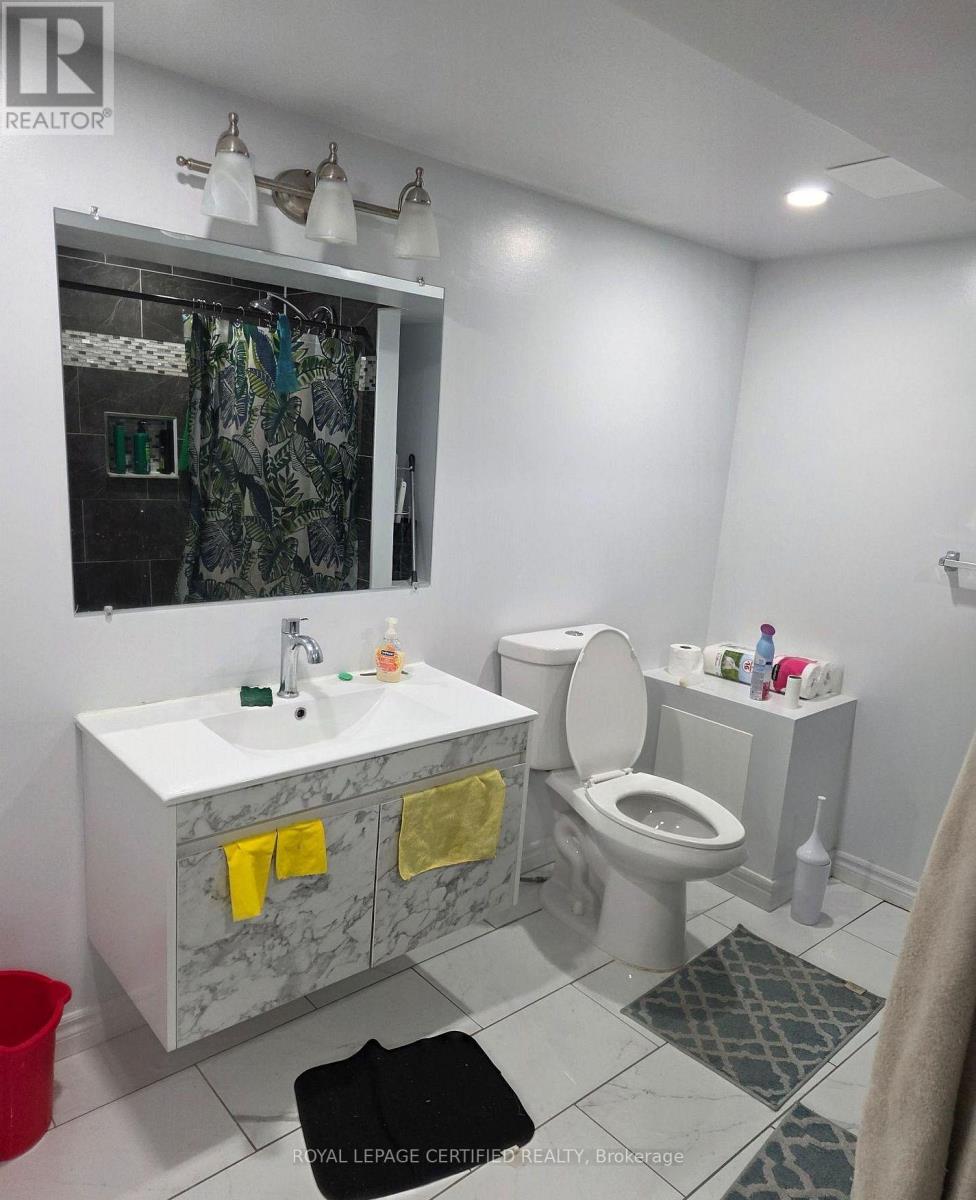 2 Rideau Crescent Property Photo 14