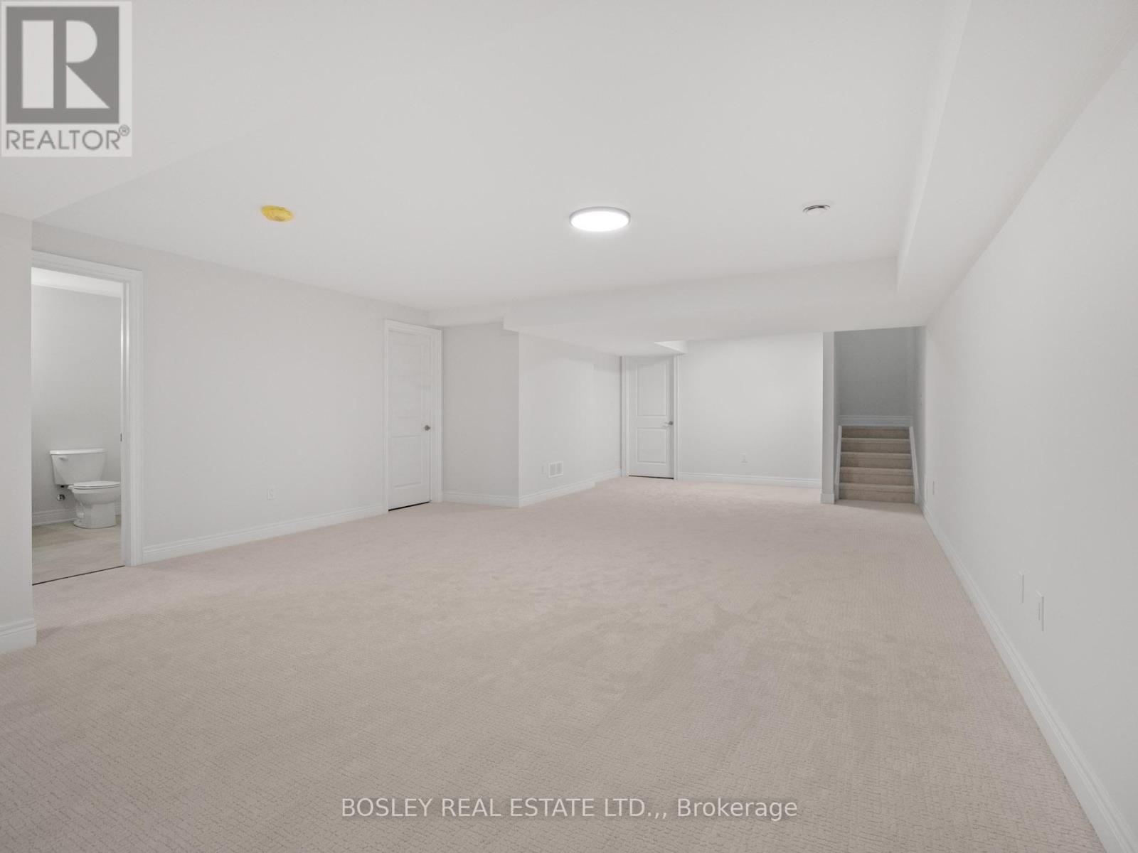 510 Royal Ridge Drive Property Photo 26