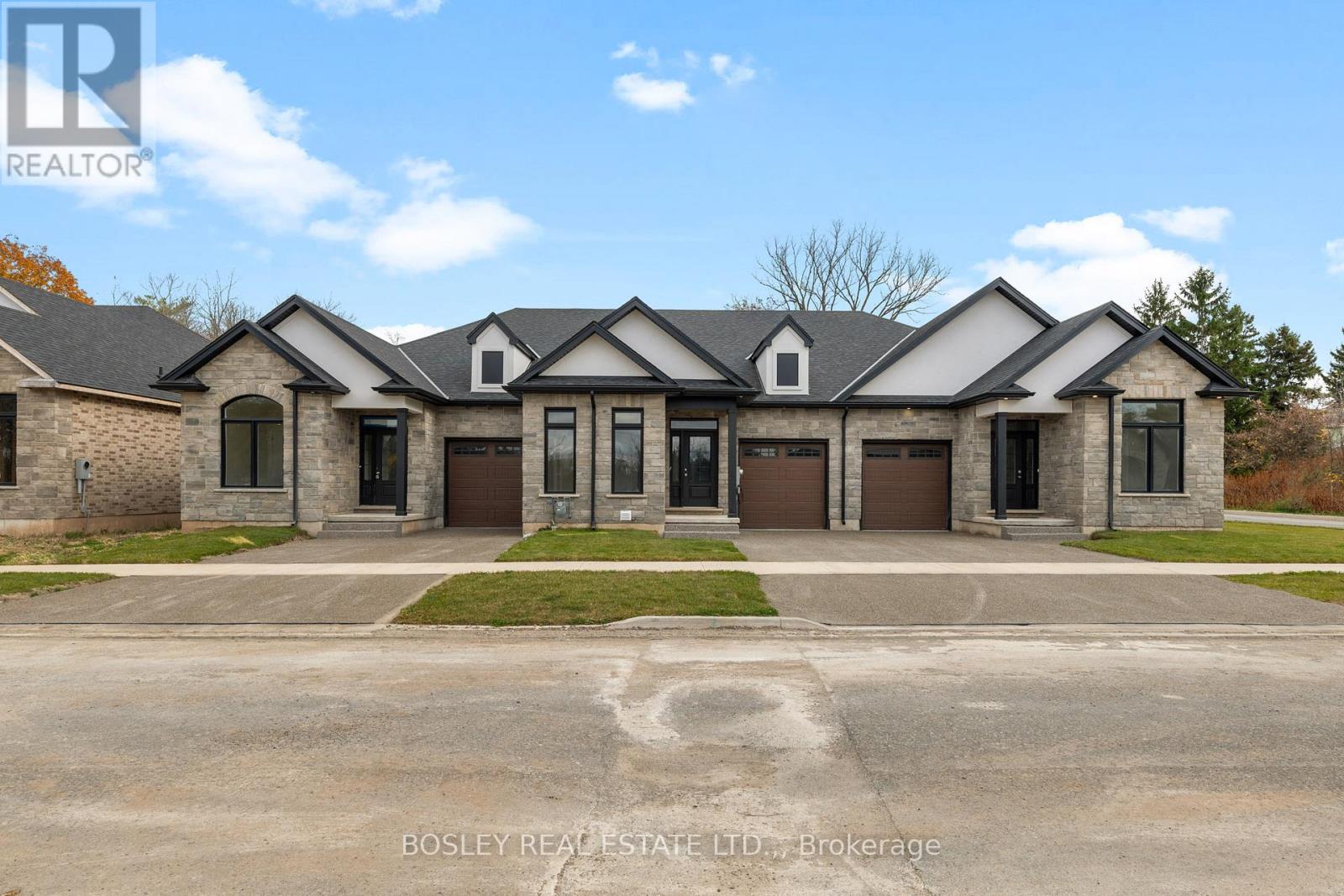 510 Royal Ridge Drive Property Photo 31
