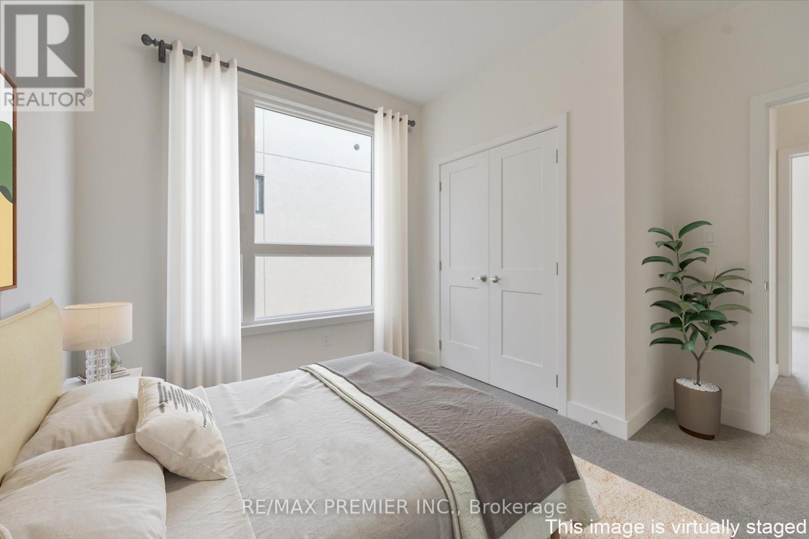 150 Yvonne Crescent Property Photo 14
