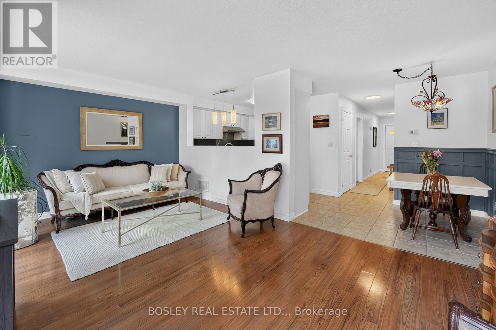 10 - 6263 Valley Way Property Photo 1