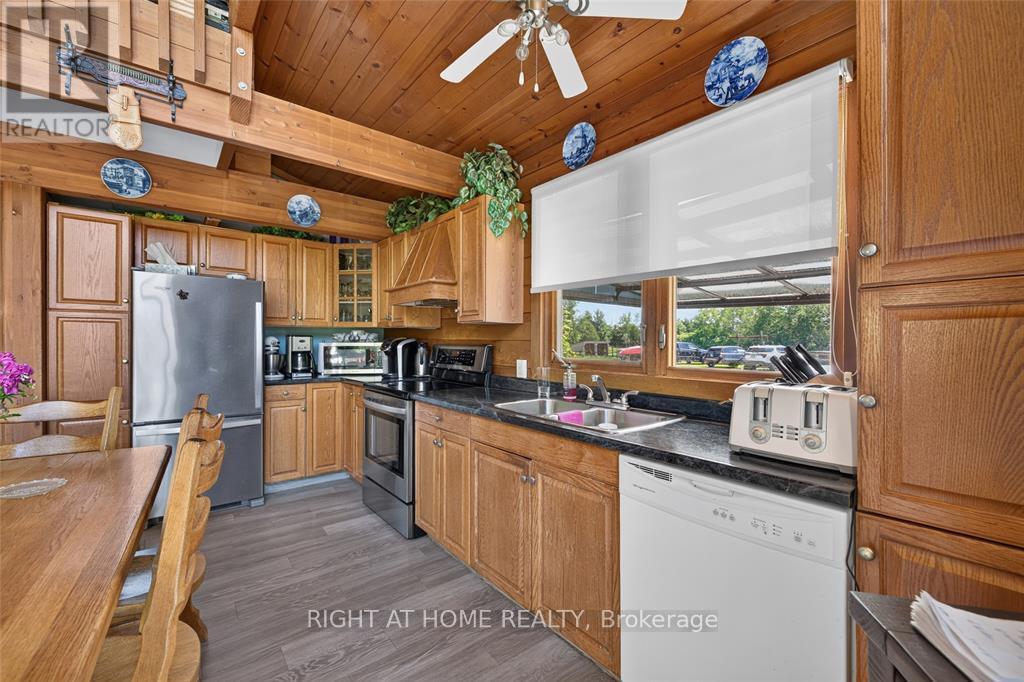 41073 Londesboro Road Property Photo 19