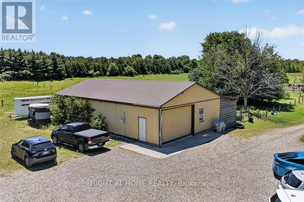 41073 Londesboro Road Property Photo 32