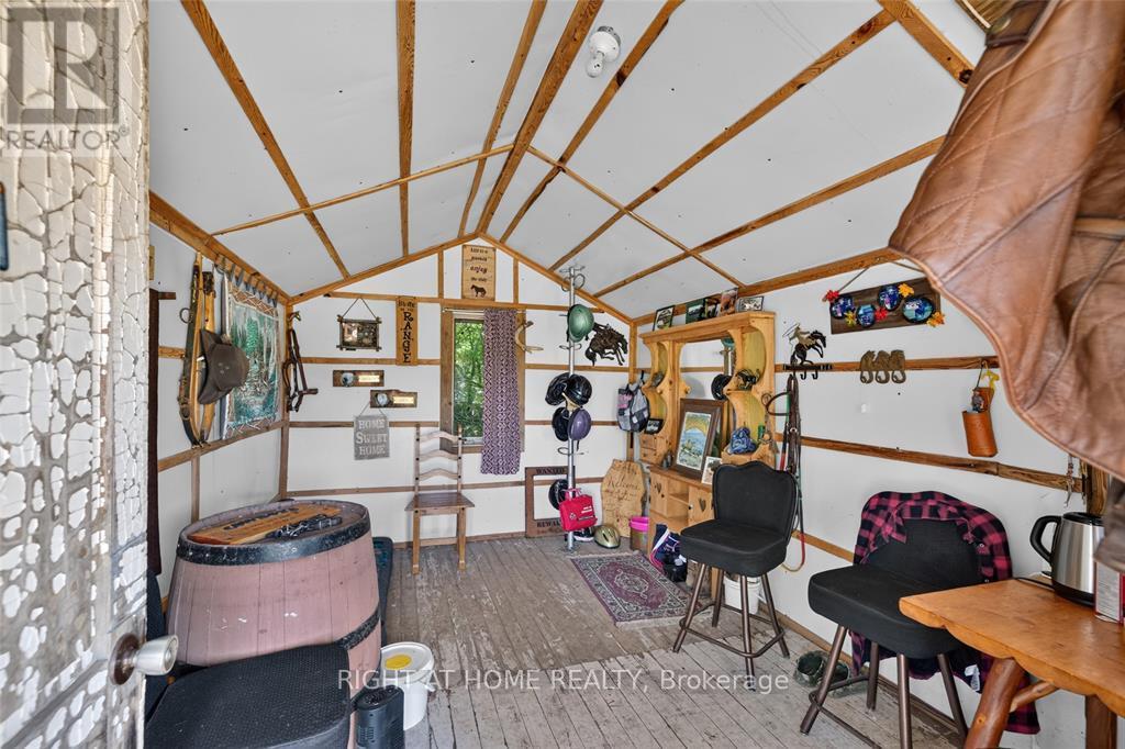 41073 Londesboro Road Property Photo 38