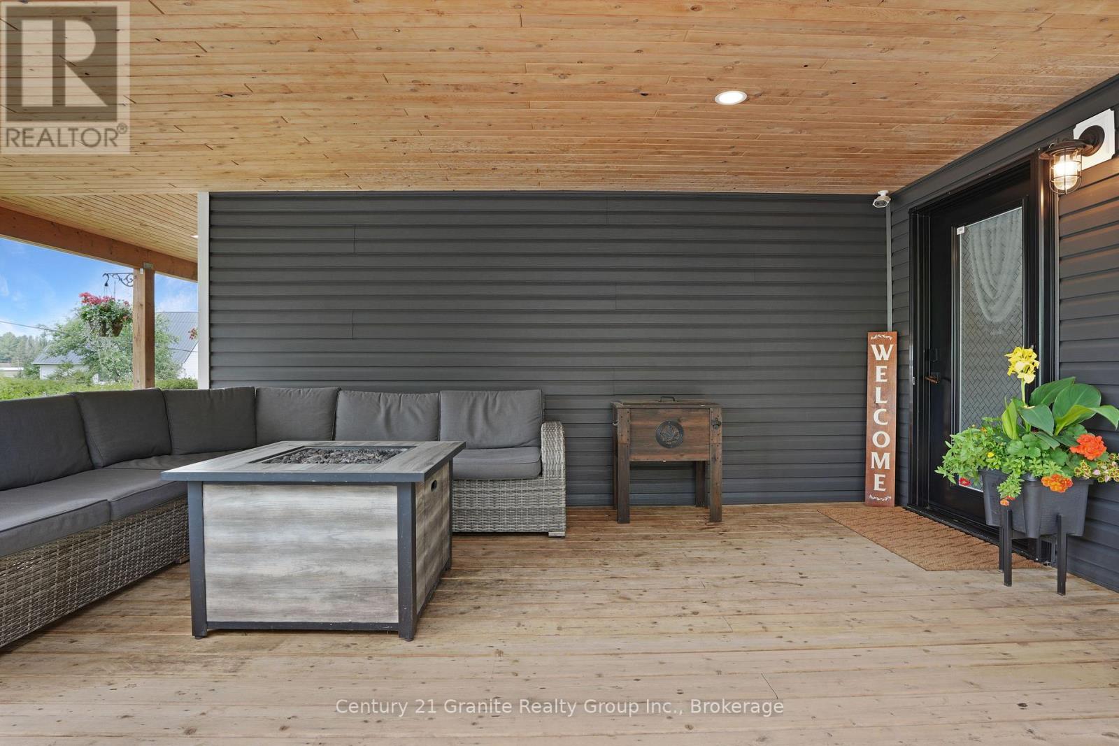 25 Post Street Property Photo 22