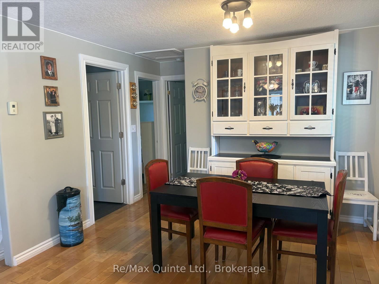 14 Bay Avenue Property Photo 6