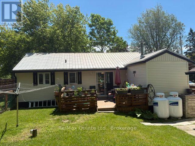 14 Bay Avenue Property Photo 28