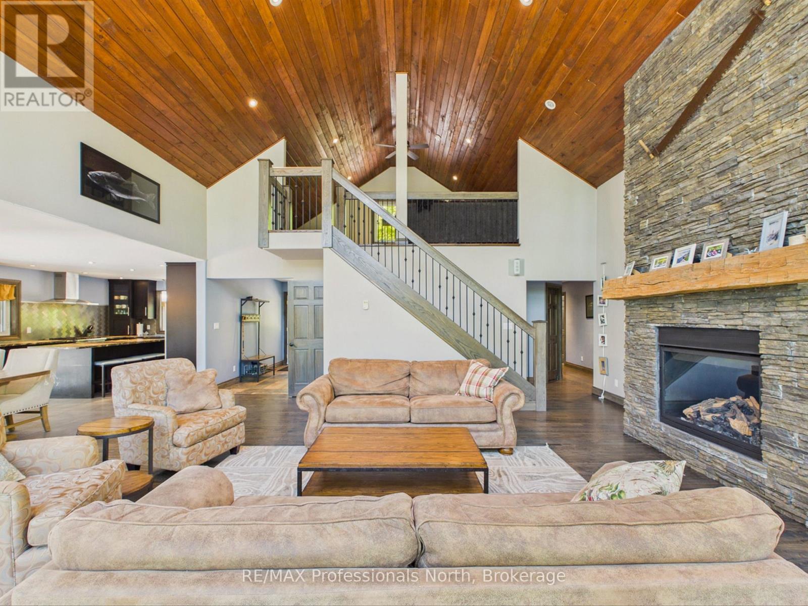 1215 118 Highway E Property Photo 9