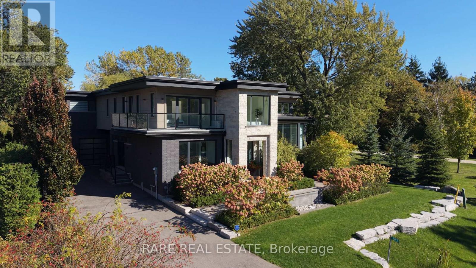 125 CRAIGMORE CRESCENT Property Photo 1