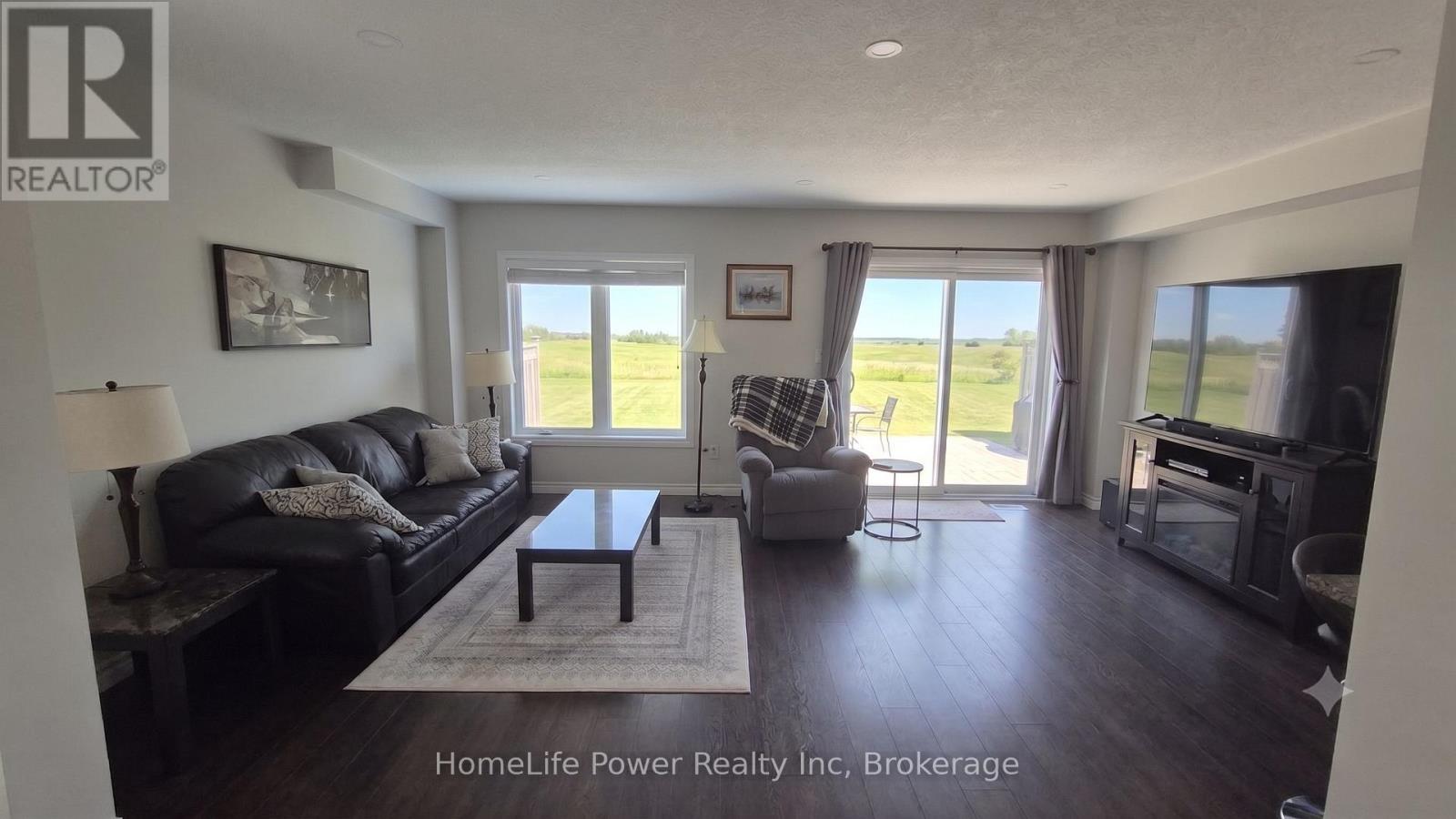 1365 Calais Drive Property Photo 18