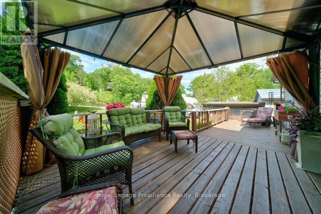 1012 Lakeshore Drive Property Photo 6