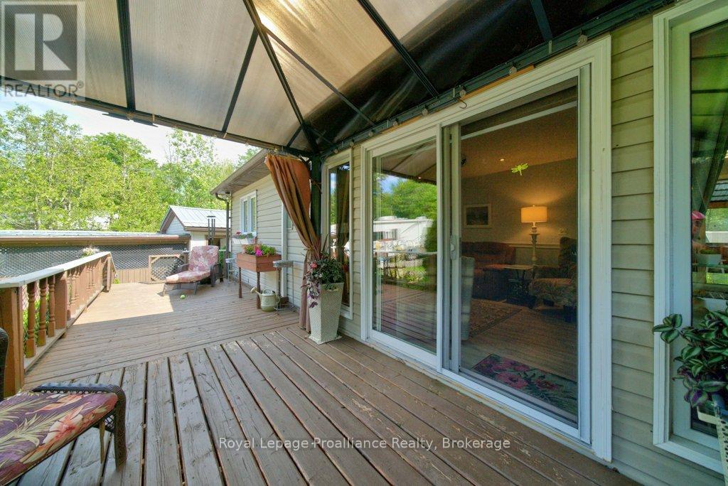 1012 Lakeshore Drive Property Photo 9