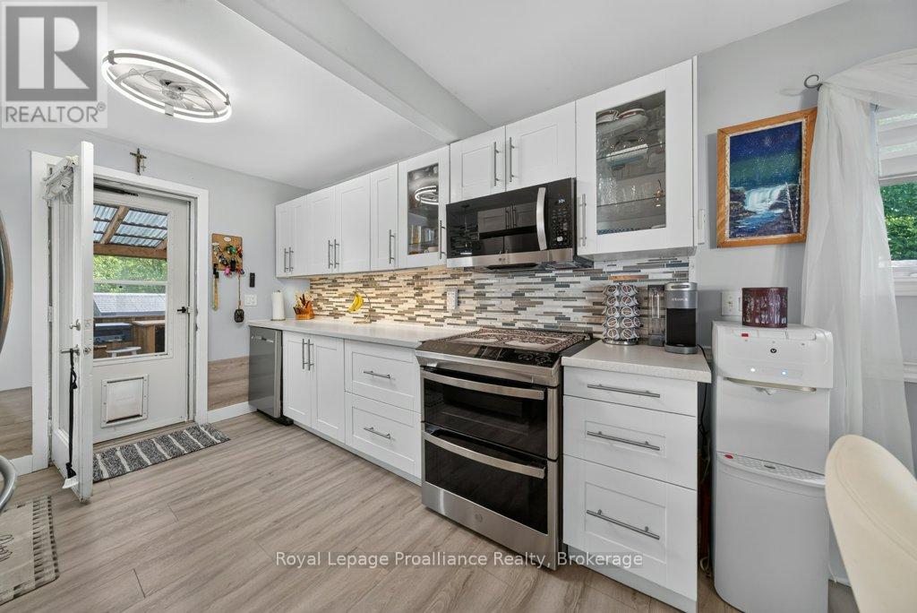 1012 Lakeshore Drive Property Photo 16