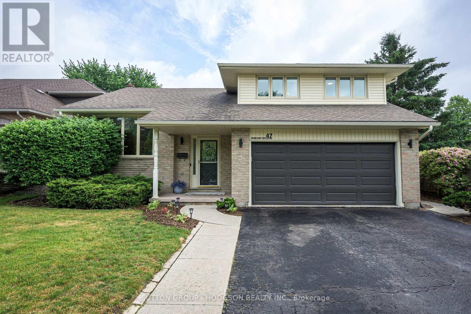 47 Fairlane Crescent Property Photo 1
