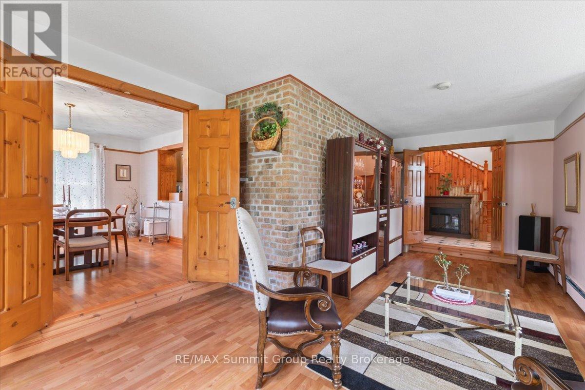 774549 Highway 10 Property Photo 10
