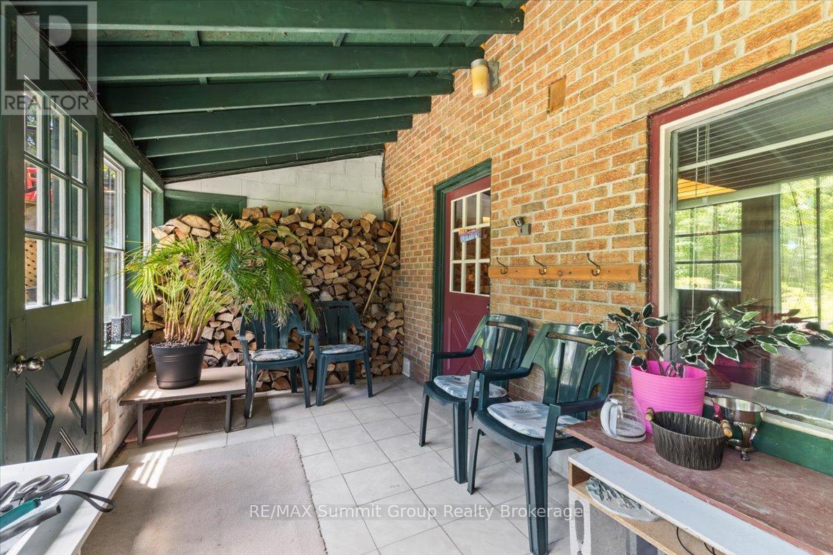 774549 Highway 10 Property Photo 33