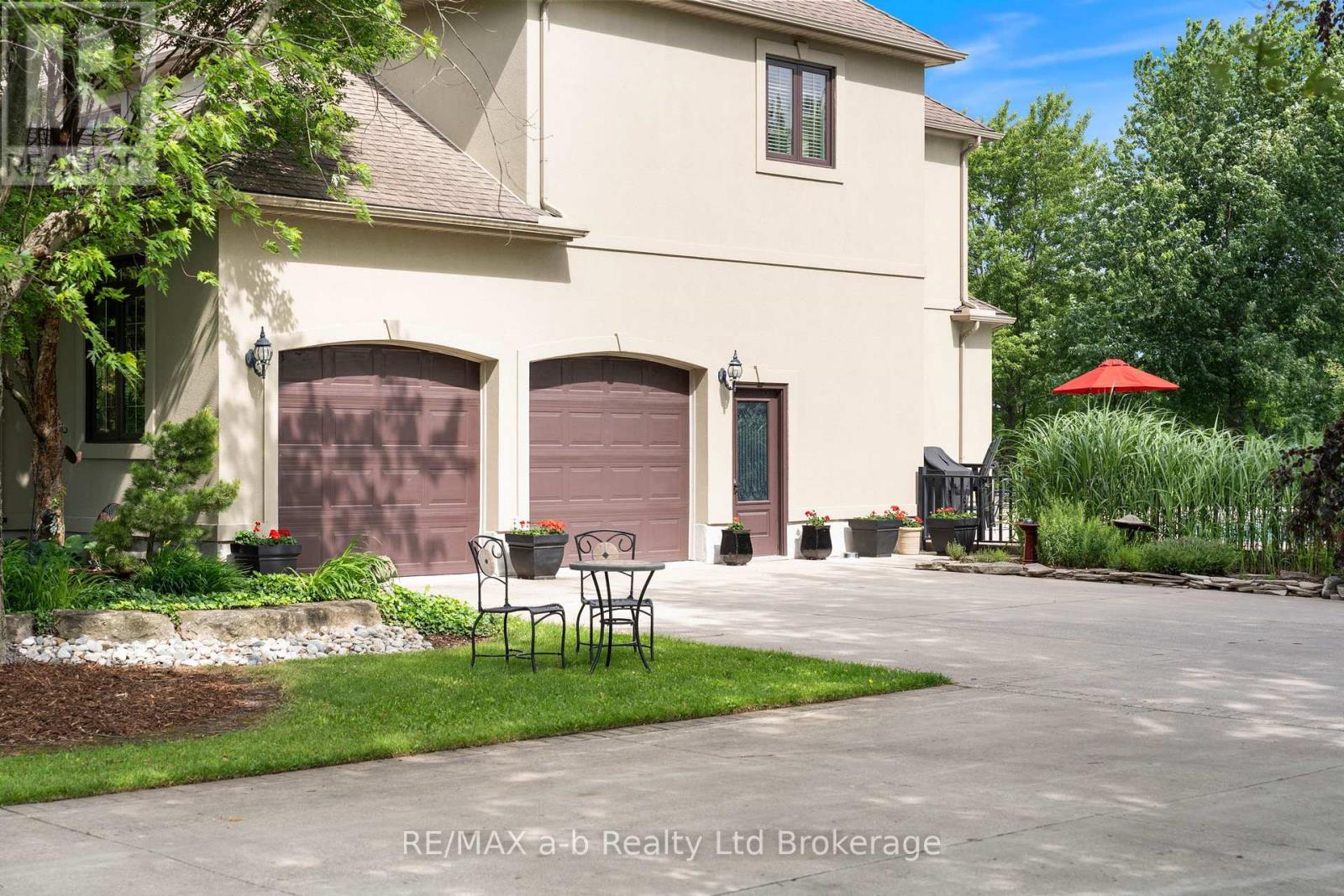 55226 Best Line Property Photo 9