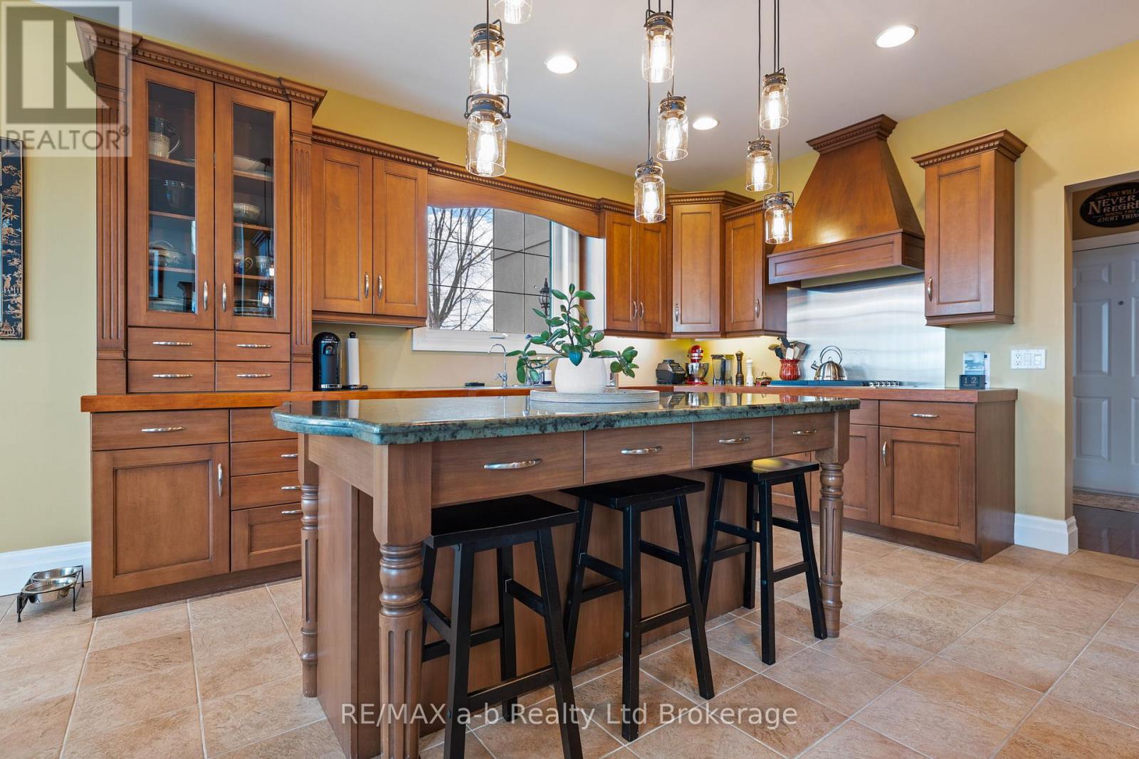 55226 Best Line Property Photo 18