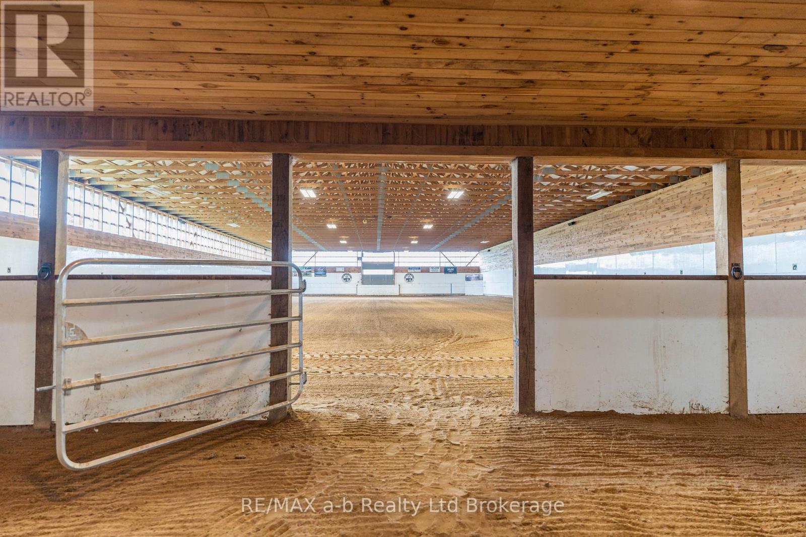 55226 Best Line Property Photo 33