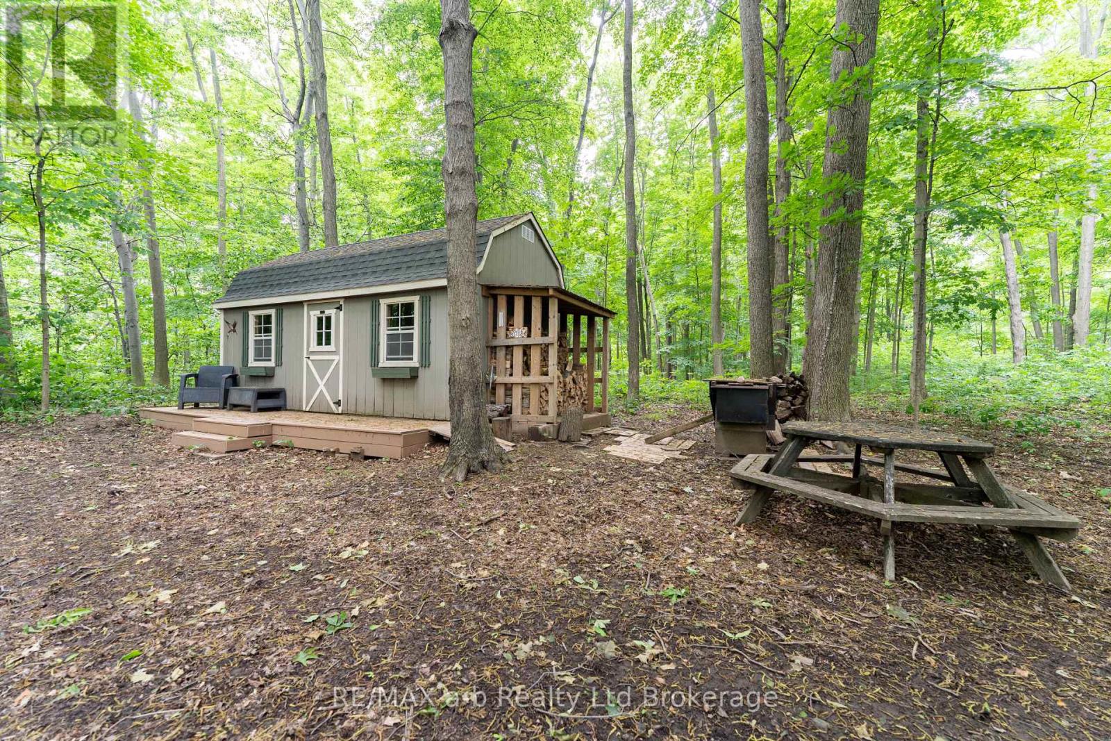 55226 Best Line Property Photo 45