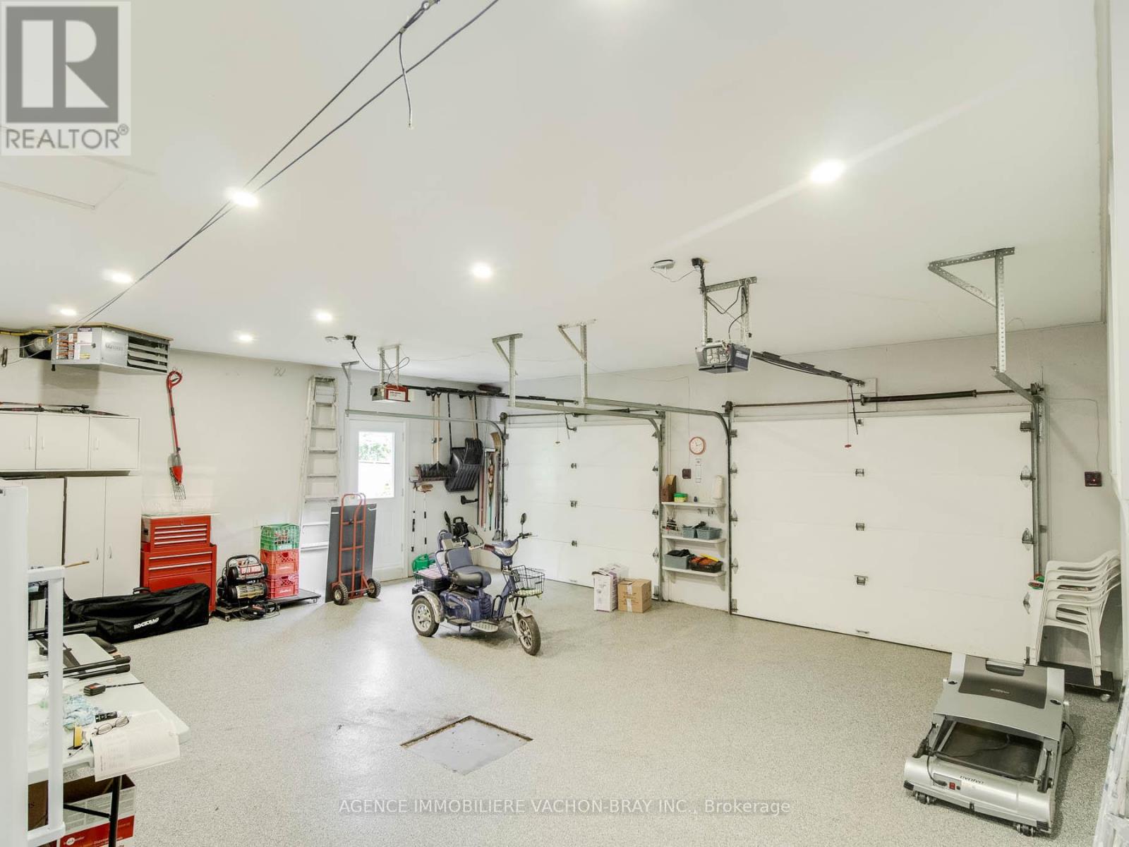 21050 Juniper Avenue Property Photo 27