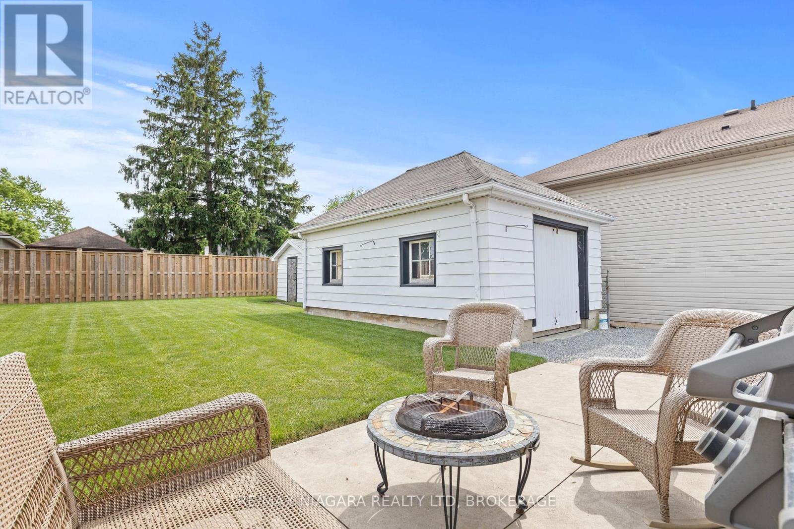 47 Sullivan Avenue Property Photo 4