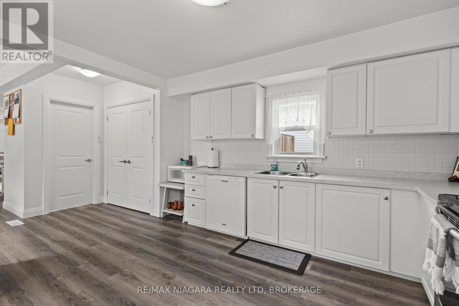 47 Sullivan Avenue Property Photo 17