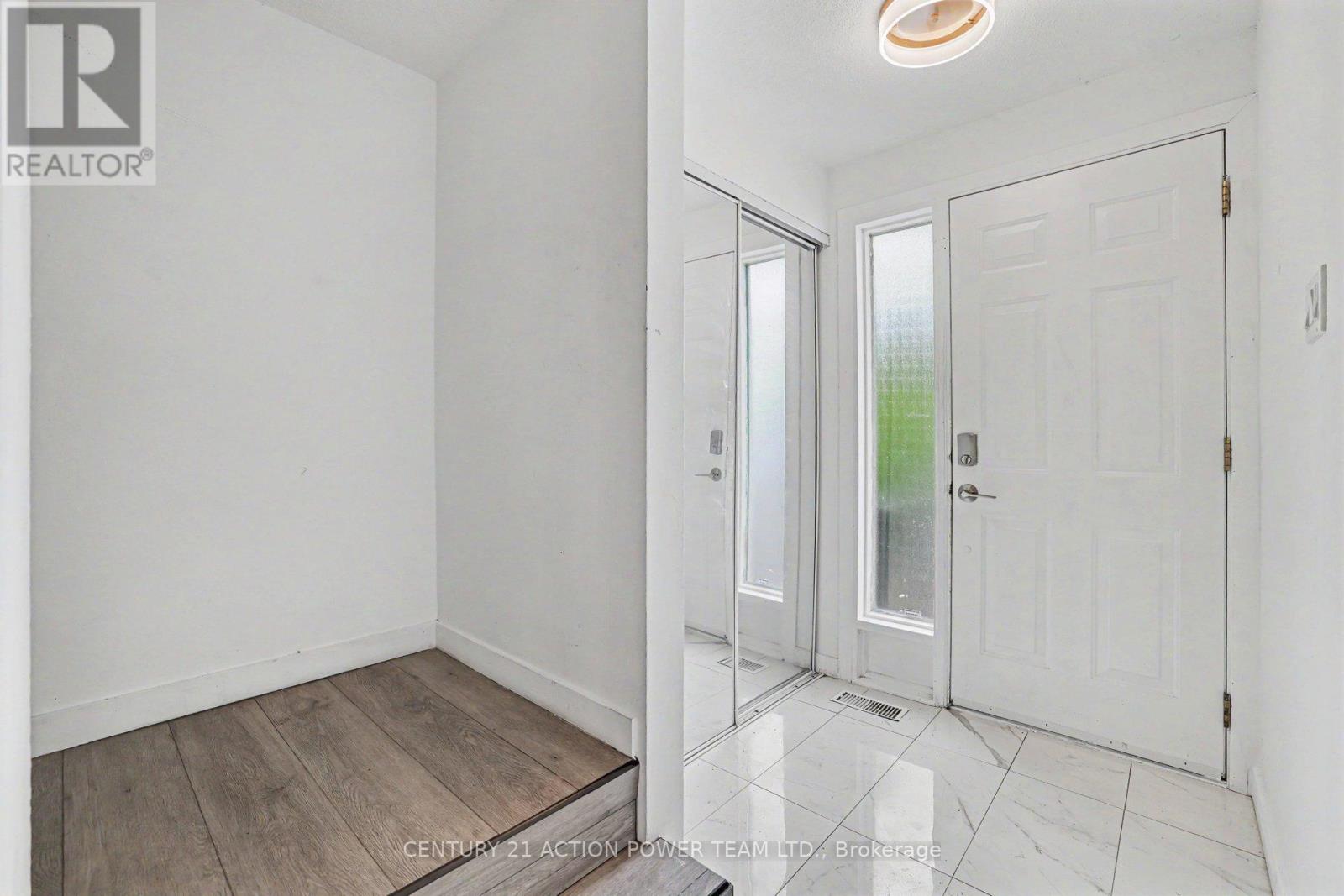 76 - 48 Sumac Street Property Photo 4
