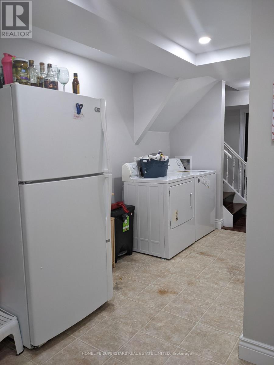 2 Hoddle Crescent Property Photo 5