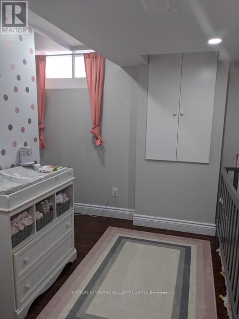 2 Hoddle Crescent Property Photo 8