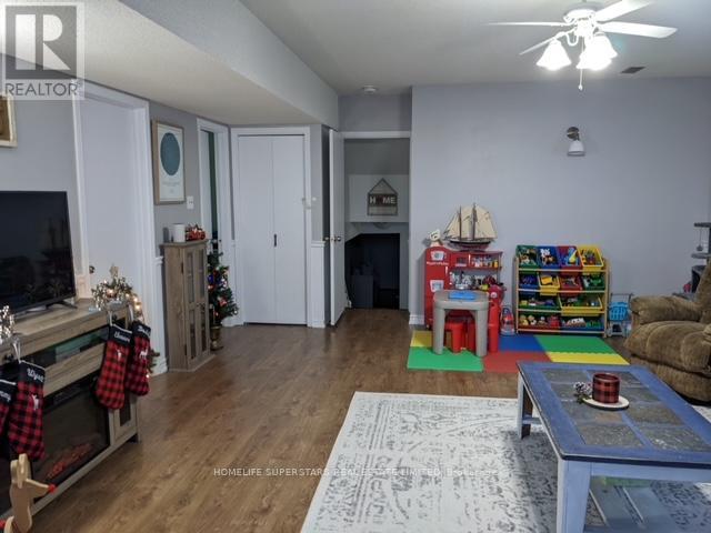2 Hoddle Crescent Property Photo 14