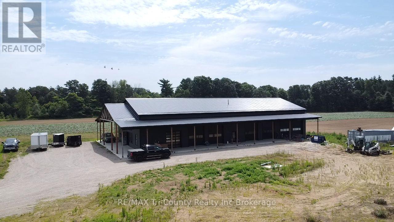49975 Vienna Line Property Photo 4
