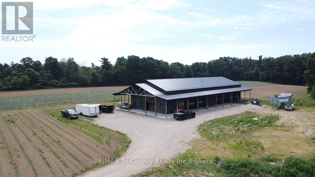 49975 Vienna Line Property Photo 5