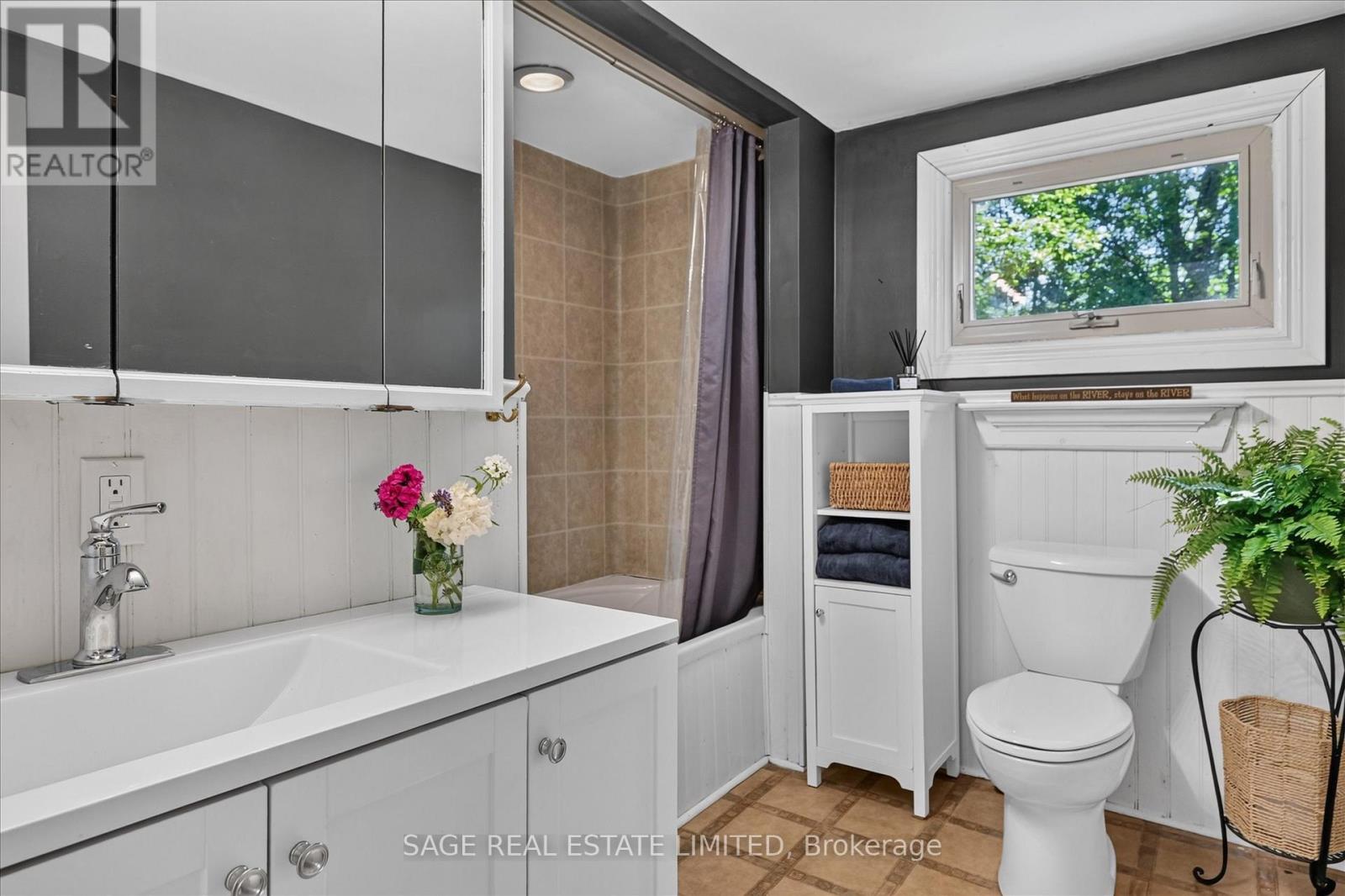 420 Edwina Drive Property Photo 22